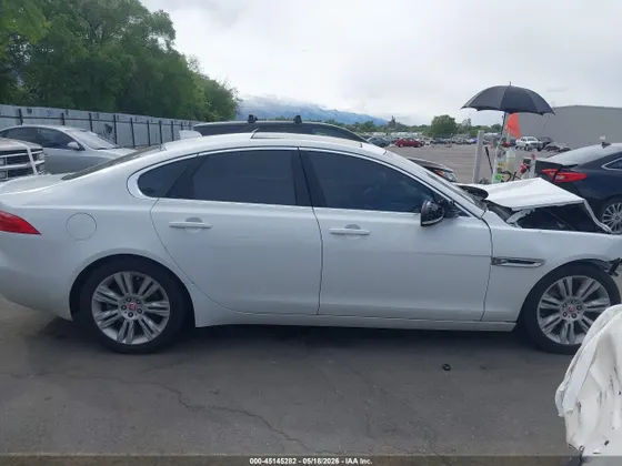 2017 Jaguar XF 35t Premium
