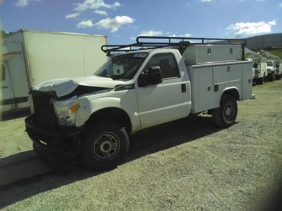 2016 Ford F-350 SUPER DUTY
