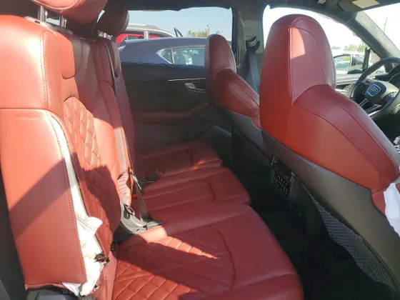 2022 Audi SQ7 Prestige