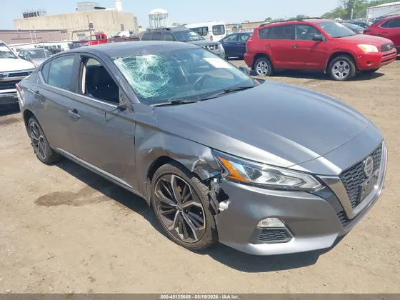 2019 Nissan Altima 2.5 SR
