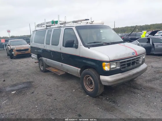 1996 Ford Club Wagon XL