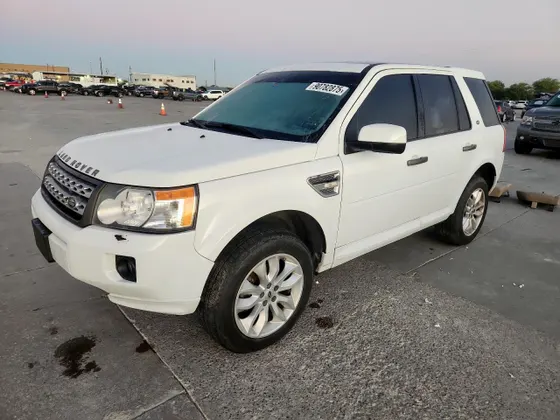 2011 Land Rover LR2 HSE LUX