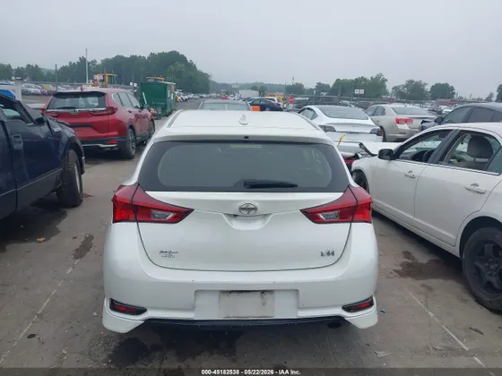 2016 Scion iM
