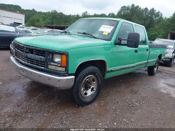 2000 Chevrolet C/K 3500 Crew Cab