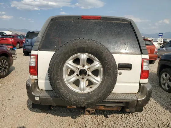 2002 Isuzu Rodeo Sport SPORT