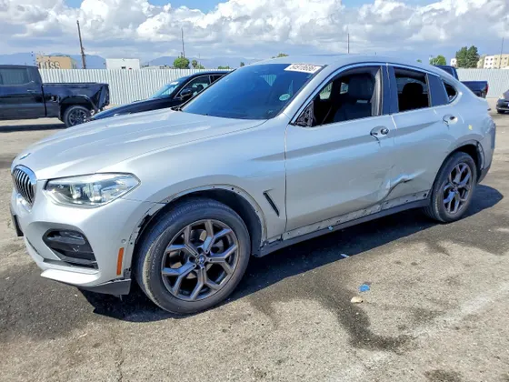 2021 BMW X4 xDrive30i