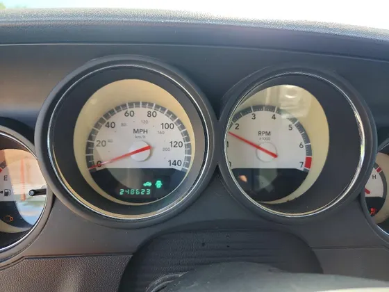 2009 Dodge Challenger SE