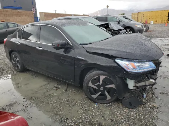 2014 Honda Accord Plug-in Hybrid PLUG-IN HYBRID