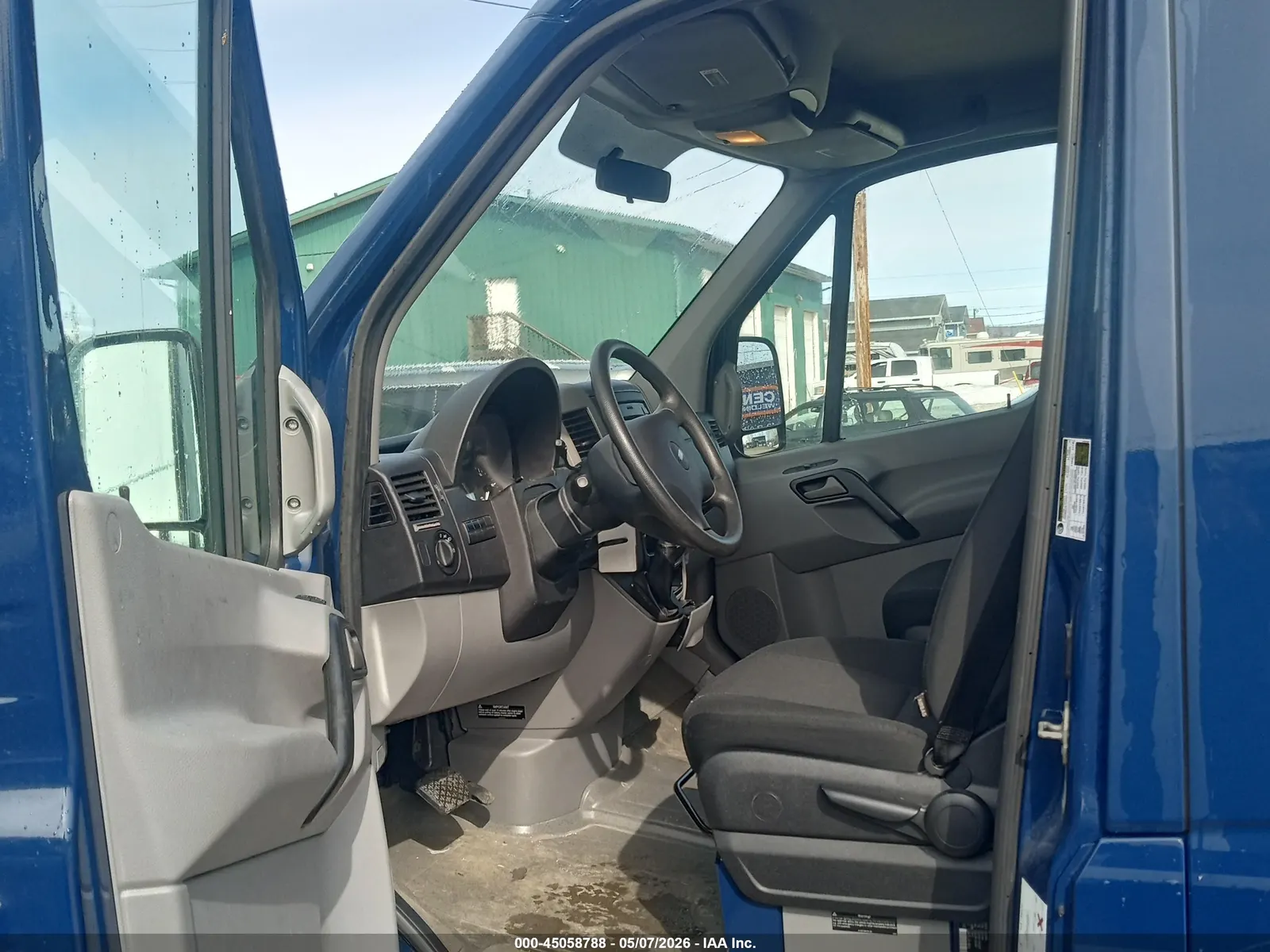2016 Freightliner SPRINTER NORMAL ROOF