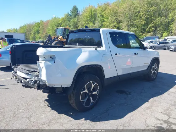 2022 Rivian R1T Adventure Package