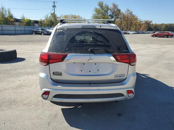 2018 Mitsubishi Outlander PHEV SEL