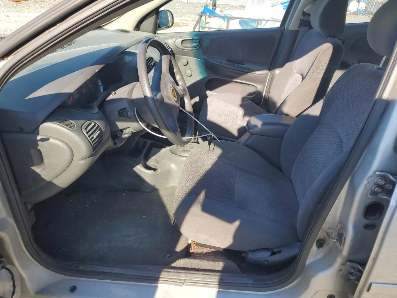 2000 Chrysler NEON LE