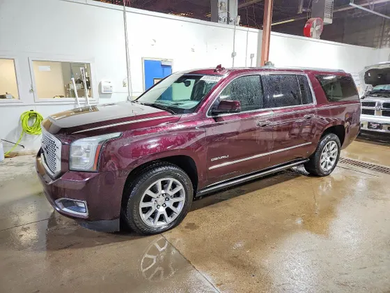 2017 GMC Yukon XL Denali