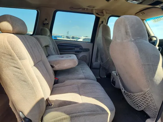 2000 Ford Excursion XLT