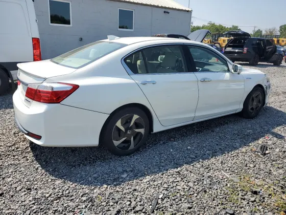 2014 Honda Accord Plug-in Hybrid PLUG-IN HYBRID