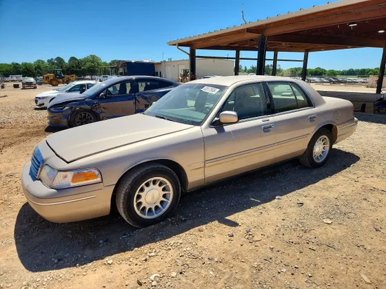 1998 Ford Crown Victoria LX