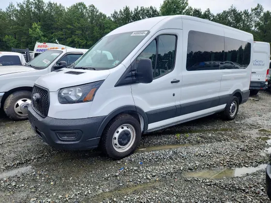2026 Ford Transit Passenger Wagon XLT