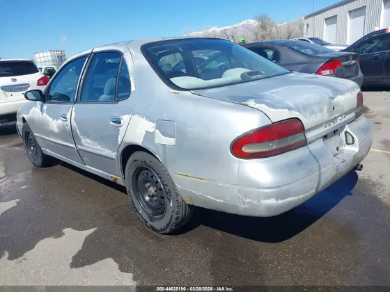 1997 Nissan Altima XE