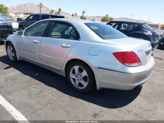2005 Acura RL 3.5