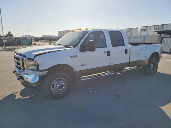 2006 Ford Super Duty F-350 DRW XL