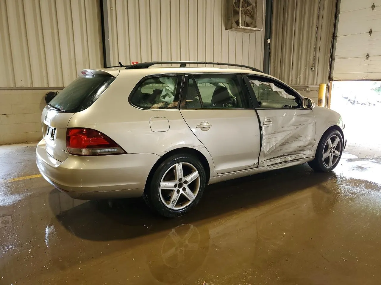 2013 Volkswagen Jetta SportWagen SE w/Sunroof