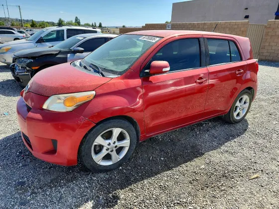 2013 Scion xD