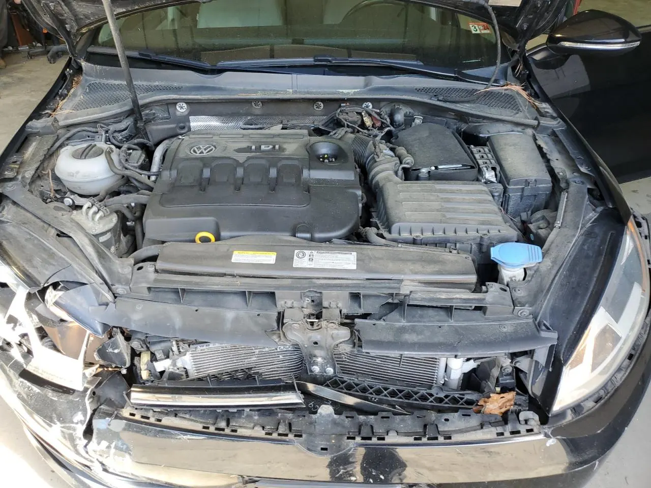 2015 Volkswagen Golf SportWagen TDI SE