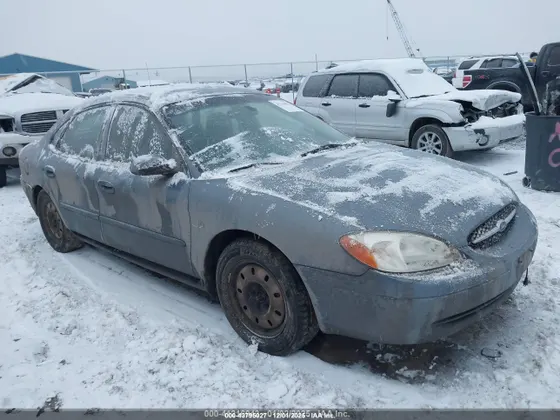 2000 Ford Taurus SE