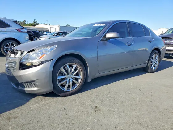 2008 INFINITI G35 Sedan x