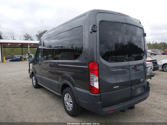 2016 Ford Transit Wagon XLT