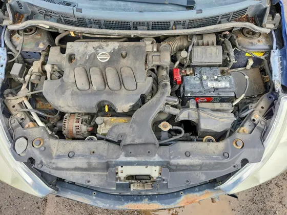 2008 Nissan Versa 1.8 SL
