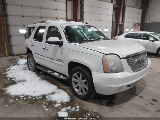 2008 GMC Yukon Denali DENALI