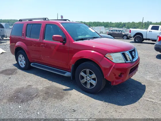 2011 Nissan Pathfinder SV