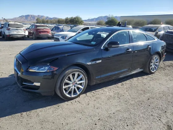 2018 Jaguar XJ R-Sport