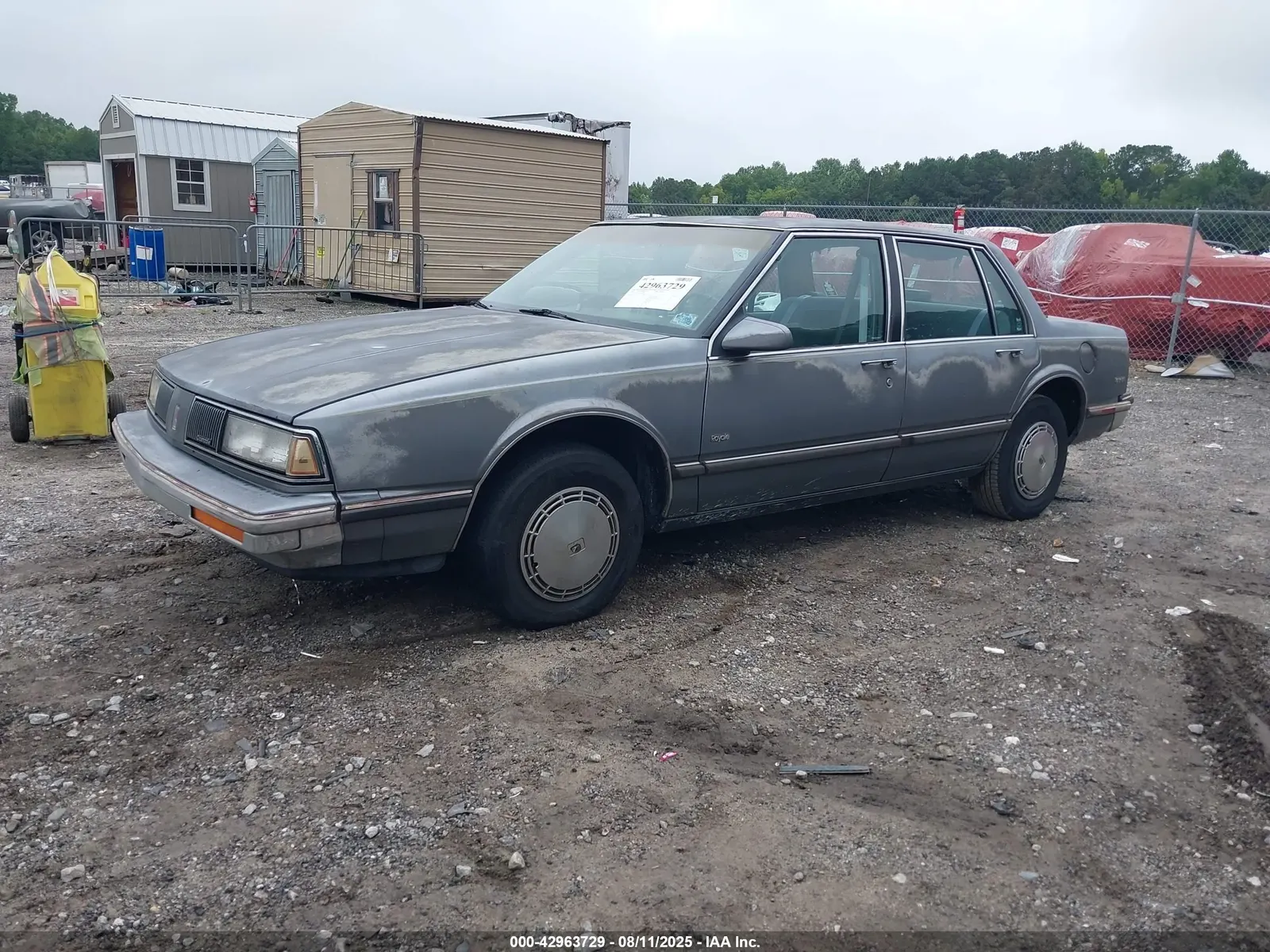 1989 Oldsmobile Delta 88 ROYALE