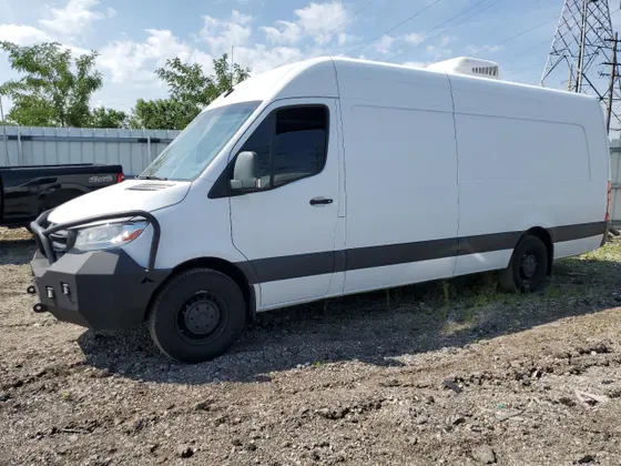 2020 Freightliner SPRINTER 2500