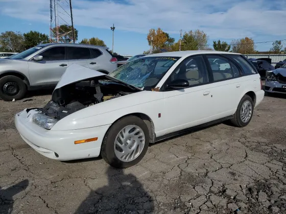 1999 Saturn SW SW2