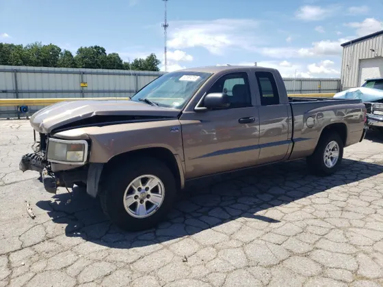 2010 Ram Dakota Bighorn/Lonestar