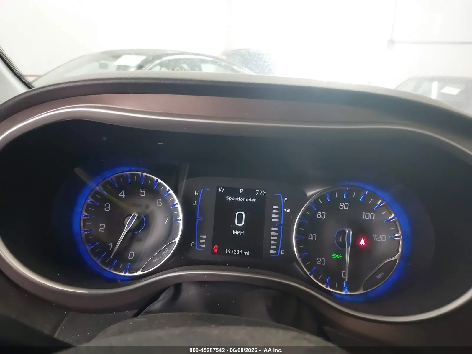 2021 Chrysler Voyager LXI