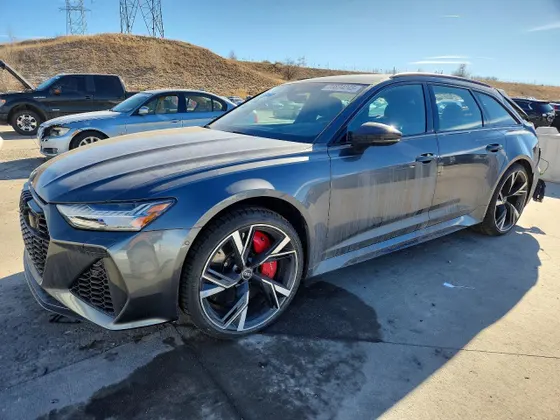 2022 Audi RS 6 Avant RS6