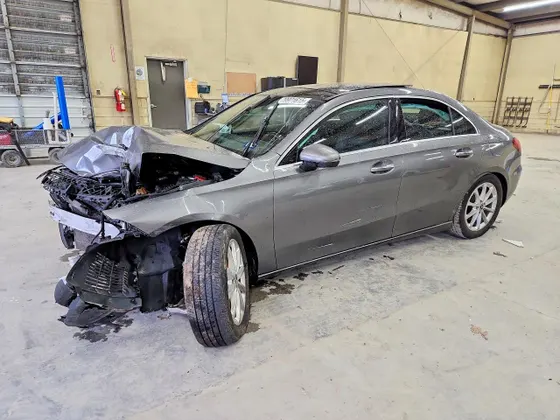 2019 Mercedes-Benz A-Class A 220