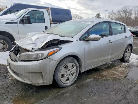 2018 Kia Forte5 LX