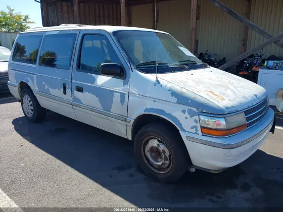 1993 Plymouth GRAND VOYAGER SE