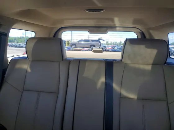 2009 HUMMER H3 SUV Adventure