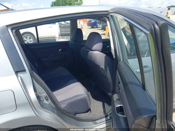 2008 Nissan Versa 1.8 SL