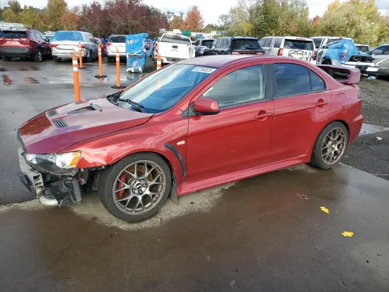 2013 Mitsubishi Lancer Evolution MR