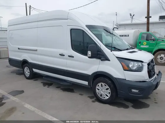 2022 Ford E-Transit Cargo Van
