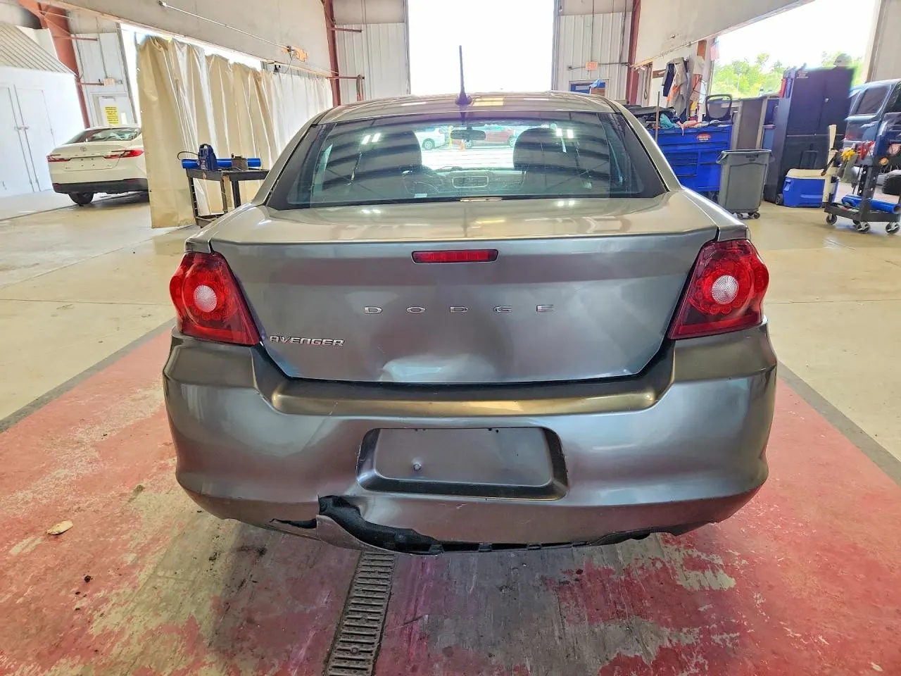 2013 Dodge Avenger SE