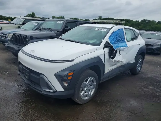 2025 Hyundai Kona SE