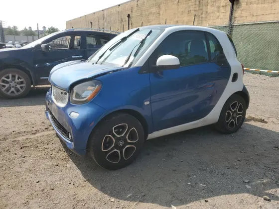 2017 smart fortwo pure